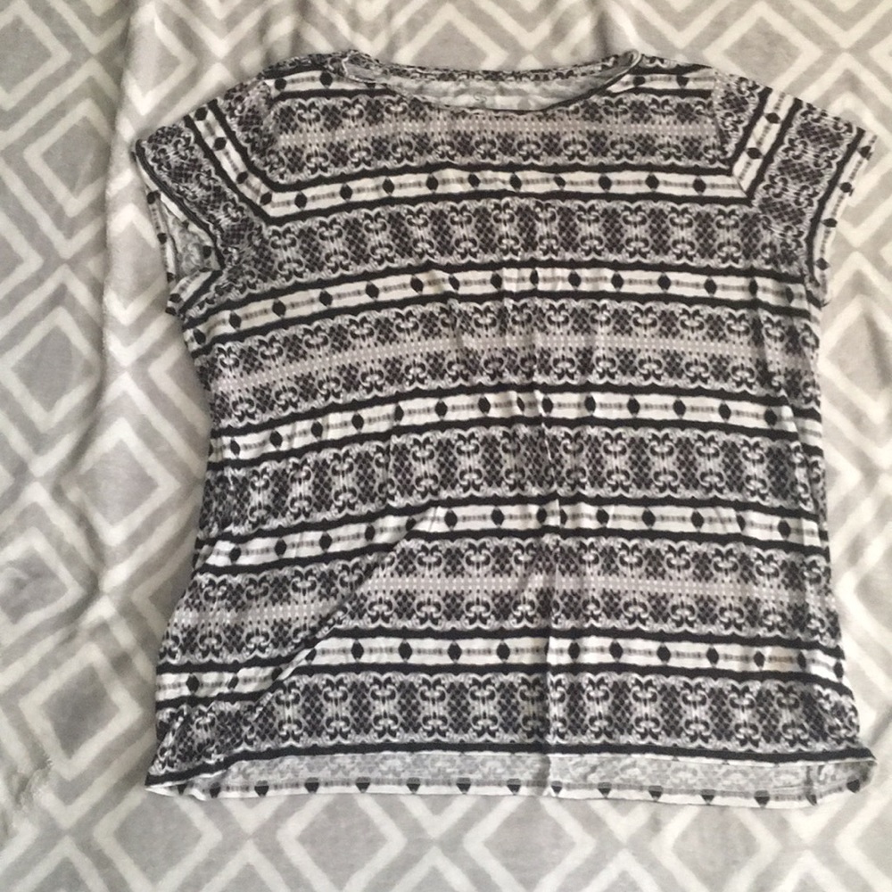 🌟Women’s tee size 2x🌟